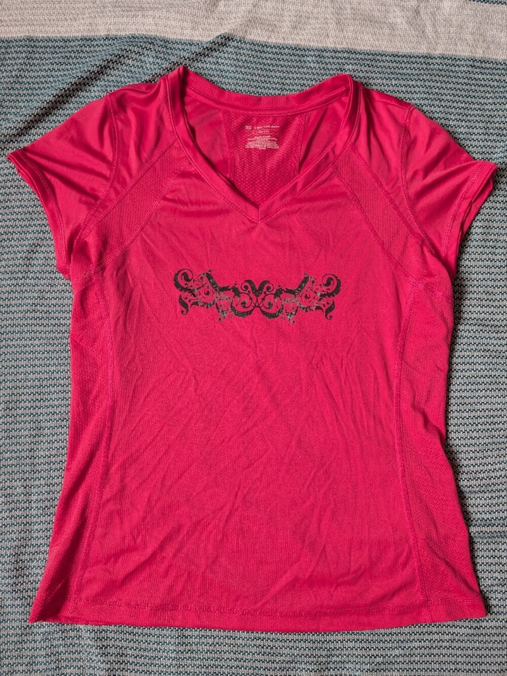 tek gear Hot Pink Short Sleeve Performance Tee with Decorative Print